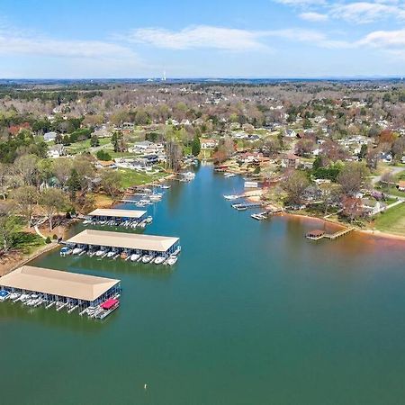 Cozy Lake Home - Jacuzzi King Bed Marina Access Mooresville Exterior photo